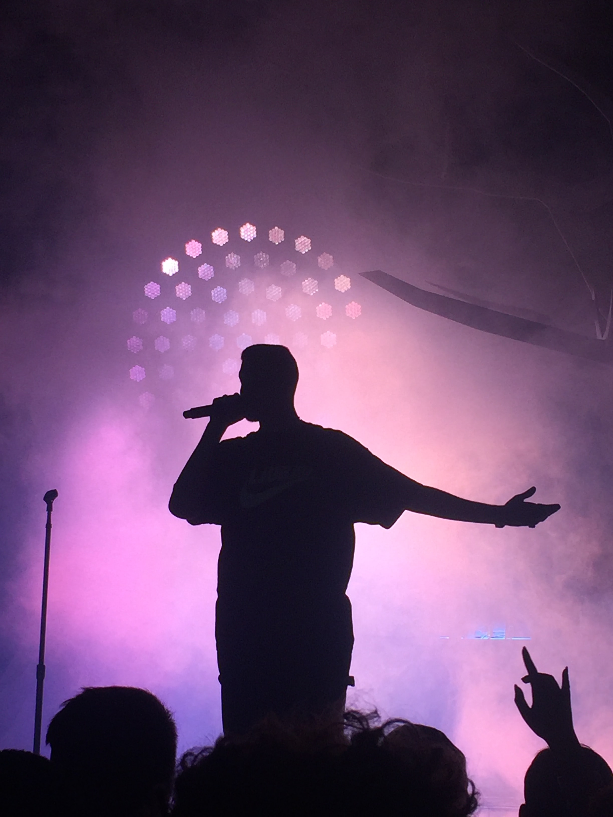 foto artista in un palco